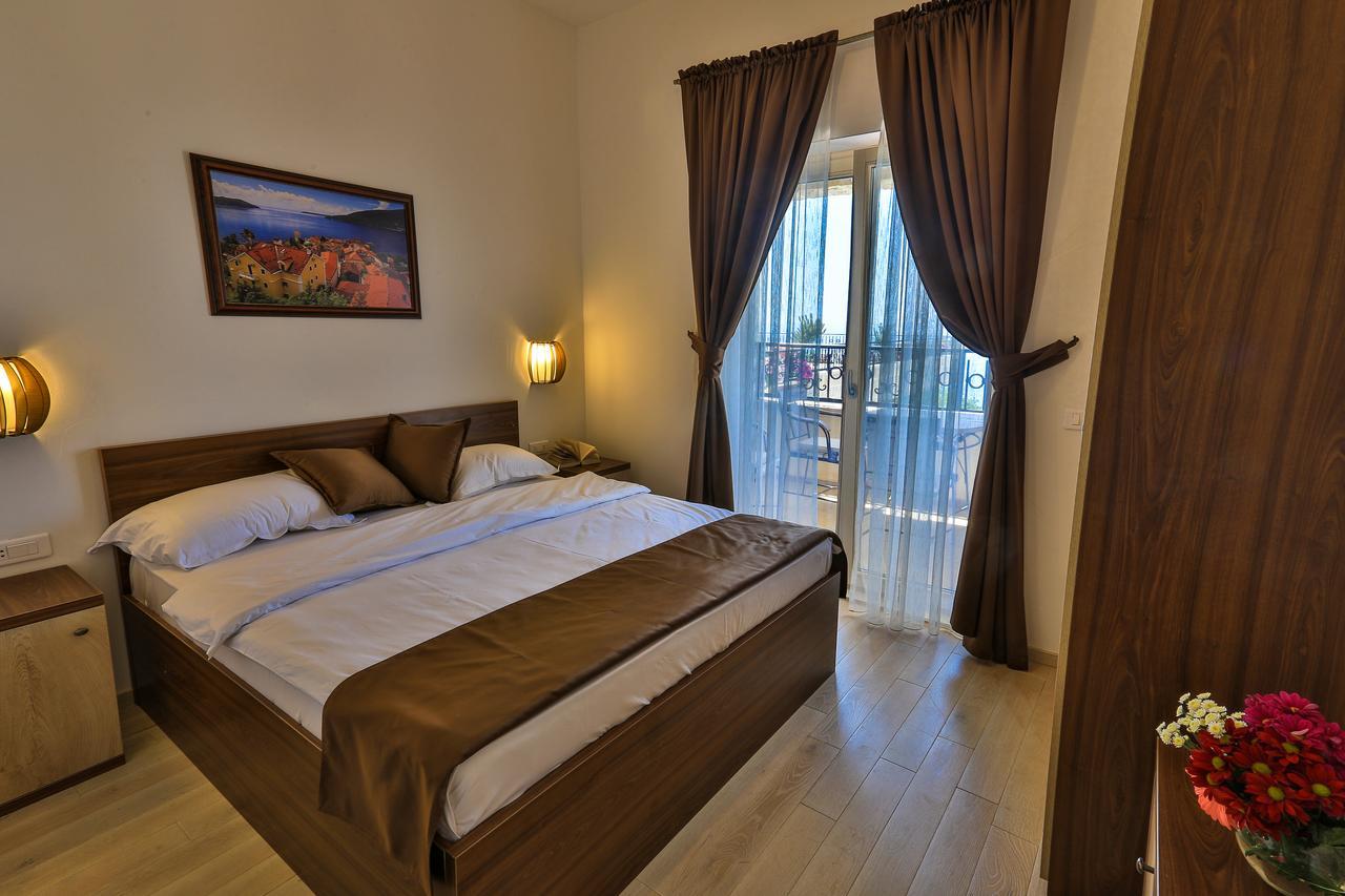 Sunny Villa Jasmine Ilha Sveti Stefan Exterior foto