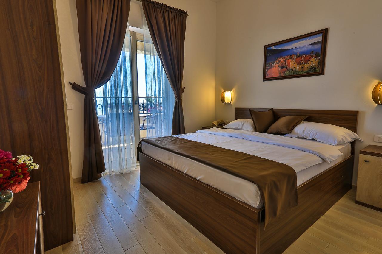 Sunny Villa Jasmine Ilha Sveti Stefan Exterior foto